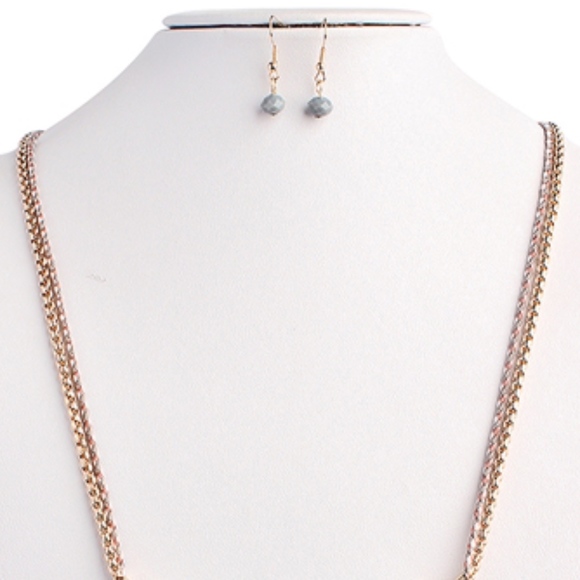 GRAY TASSEL STATEMENT NECKLACE AND EARRING SET - Picture 2 of 4